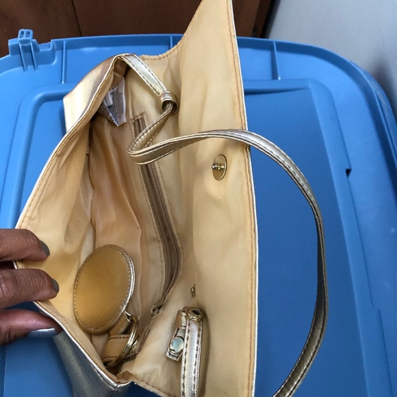 Purse - Picture 4 of 5